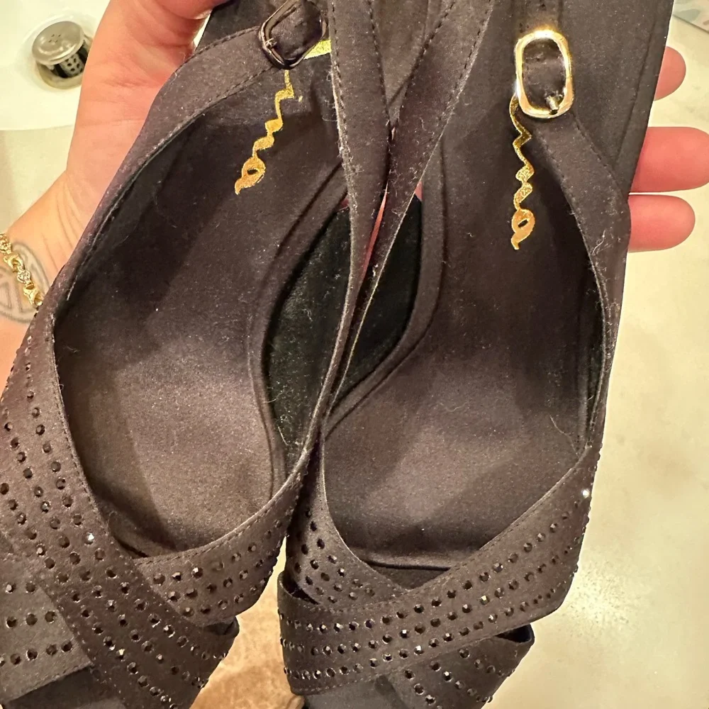 Nina Black Luster Shoes Box - Picture 5 of 8